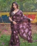 Elegant Ready-to-Wear Saree with Hidden Side Pocket for Convenience