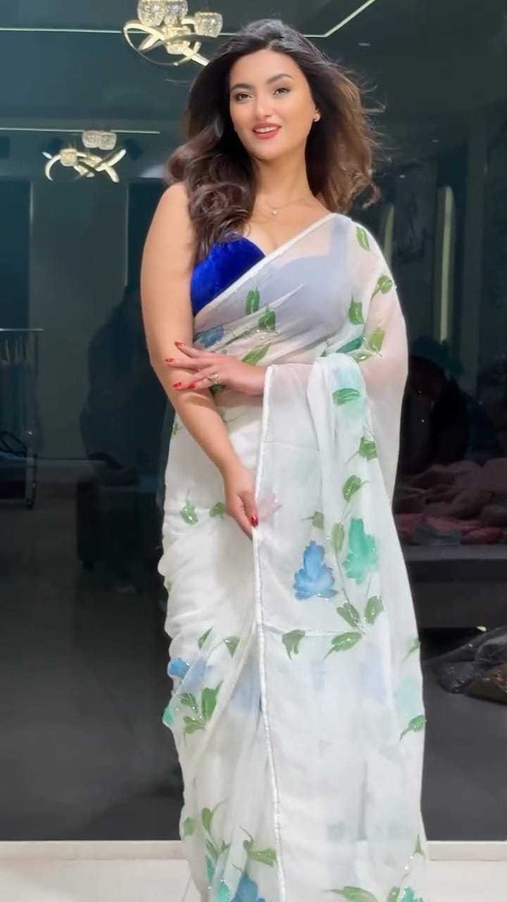 Incredible 1-Minute Ready To Wear Off White Georgette Saree